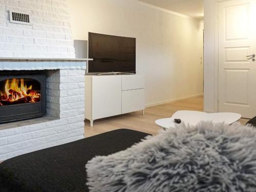 Holiday home STENUNGSSUND II - image 12