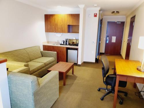 Holiday Inn Express Hotel & Suites Portland-Northwest Downtown