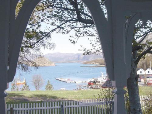 Seven-Bedroom Holiday home in Flatanger 1 - image 14