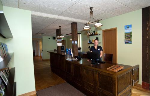 Vestabils, Hotell Rapina in Rapina