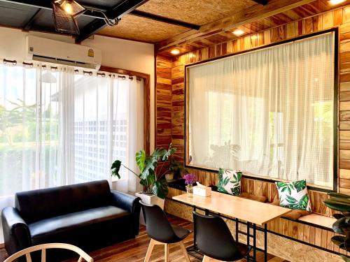 นอร์ดิกเฮ้าส์ แอนด์ คอฟฟี่หนองบัวลำภู in Nong Bua Lam Phu