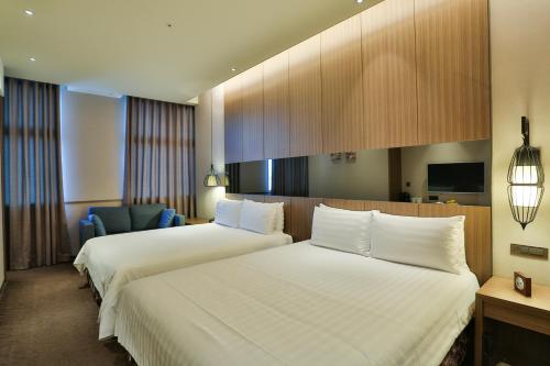 397466292 Hotel Intrendy