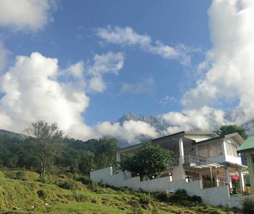 Saranga - An exquisite 2 bhk home in dharamshala