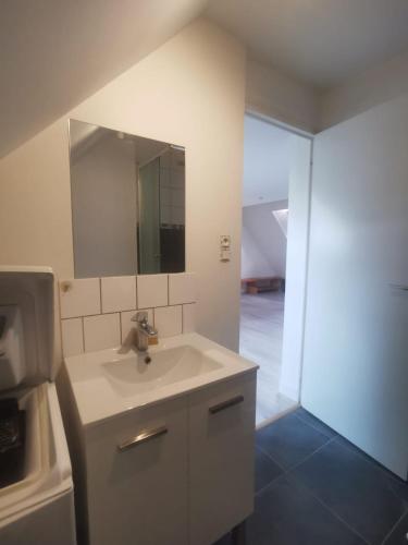 Appartement mezzanine aux portes de Rennes in Rennes Suburbs
