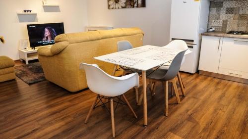 Tracia by Pipera Lake Apts. - image 6