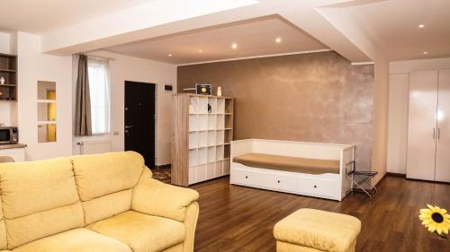 Tracia by Pipera Lake Apts. - image 3