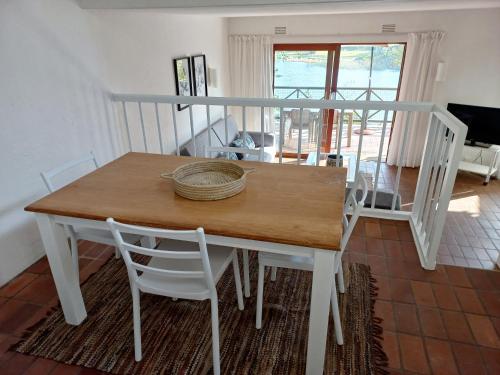 Facilities, 2 Bedroom Lagoon Villa Sanlameer Estate, with water tank & UPS in Southbroom