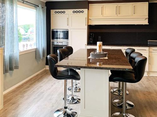 Παροχές, person holiday home in Bolandet-By Traum in Ούλστεινβικ