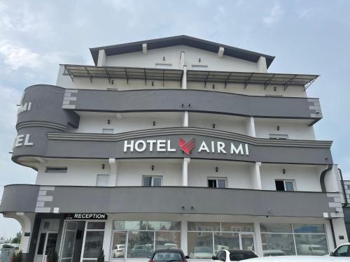 AirMi hotel - Hotel - Surčin