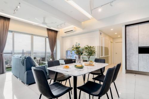 Regalia Residence And Suites By Trip Home in Chowkit / Putra WTC