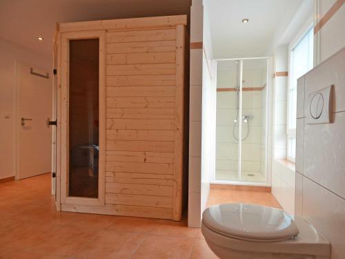 Three-Bedroom House image 10