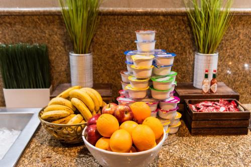 Crowne Plaza Hotel-Newark Airport an IHG Hotel - image 11