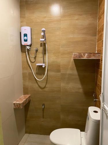 ห้องน้ำ, RedDoorz @ Piamonte Apartelle Santo Tomas Batangas in ตานาอวน