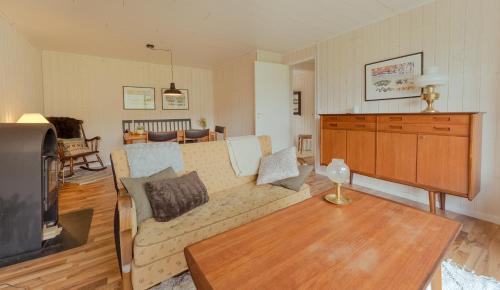 Authentic Cabin - Unique location - In nature - 2BR, Hellur (foto 5)