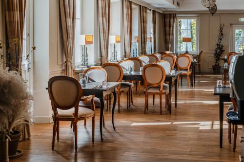 Dwor Sanna in Wierzchowiska Drugie