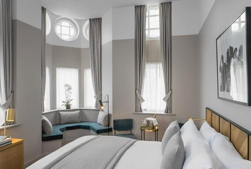 Victory House London - image 4