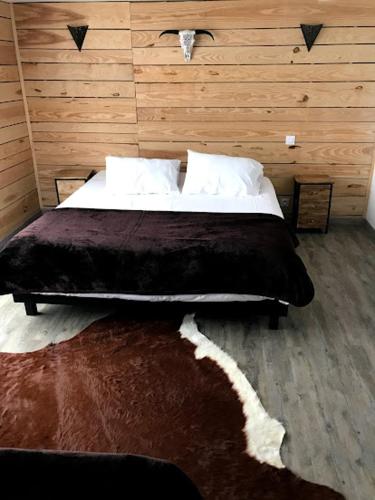 L'Hostellerie & Café Du Village (B&B Insolite - Pub)