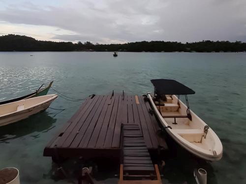 Olala Bungalows And Restaurant Mitra RedDoorz - Tap to explore photos