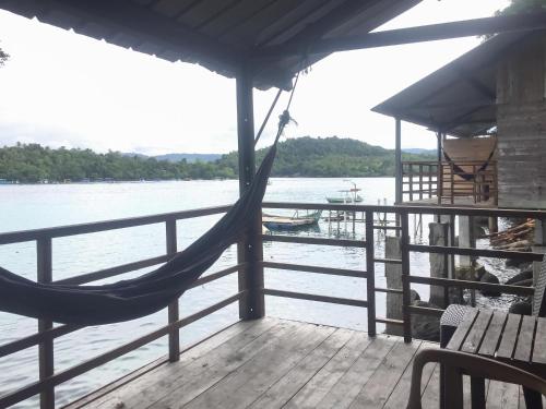 Olala Bungalows And Restaurant Mitra RedDoorz - Tap to explore photos