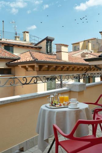 Hotel Colomba d'Oro - image 2