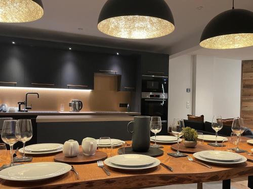 Facilities, La Chaumine - Beautiful & Stylish 2 Floor Apartment With Terrace near Restaurant Le Petit Coq