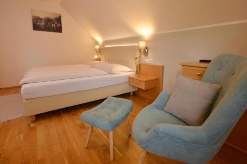 Two-Bedroom Apartment with Shower