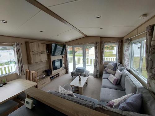 Aurora Way 81 in ลอสซีเมาธ์