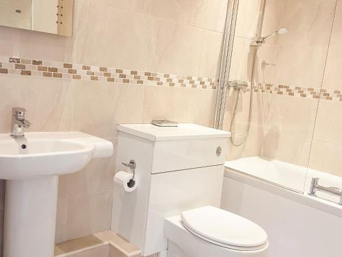 Horsley Lodge - image 4