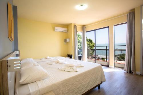 Deluxe Double Room with Sea View room in Hotel Vila Mar