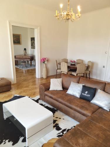 Wenceslas square apartment 150 m2