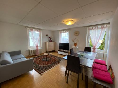 Exclusive 4.5 Zi Furnished Apartment @ Thalwil