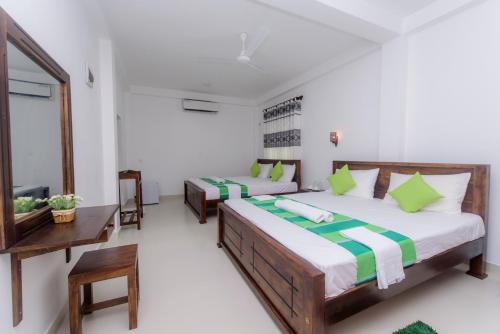 Scenery River Star Hotel – Hikkaduwa, CO