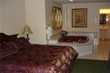 King Room with Spa Bath - Non-Smoking