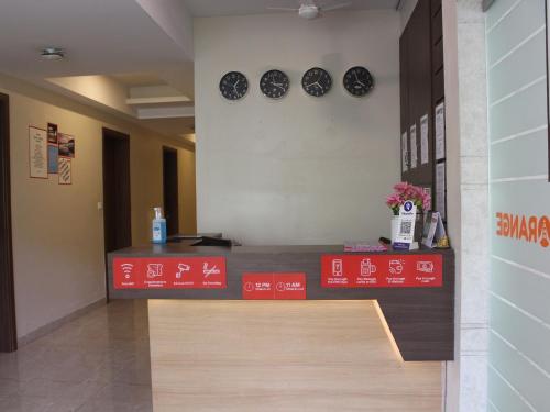 Hotel cute orange – Chennai, IL
