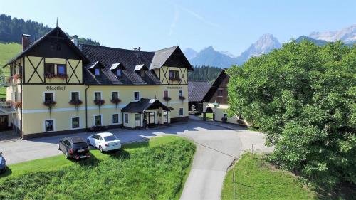 Landhotel Gressenbauer - Hotel - Hinterstoder