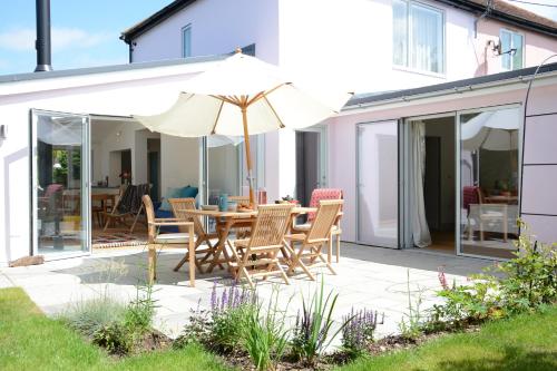 A szálláshely kívülről, 2 Pink Cottages, Aldeburgh in Aldeburgh