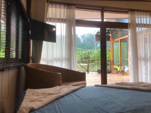 Baan Chan Lay Koh Chang in Salak Phet Bugten