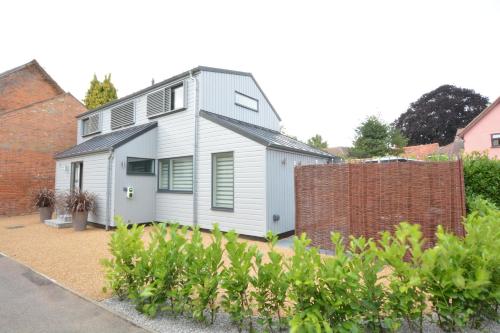 Bramertons Nest, Long Melford Bramertons Nest, Long Melford