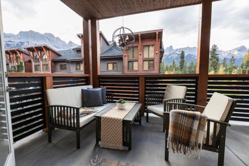 Spring Creek Condo by Canadian Rockies Vacation Rentals