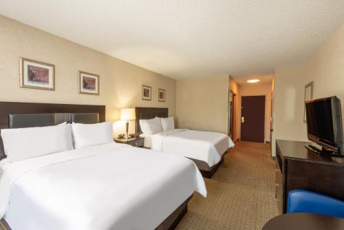 Holiday Inn Express Hotel & Suites Erie an IHG Hotel