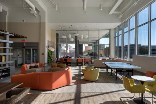 이븐 호텔 오마하 다운타운 - 올드 마켓 바이 IHG - 레스토랑