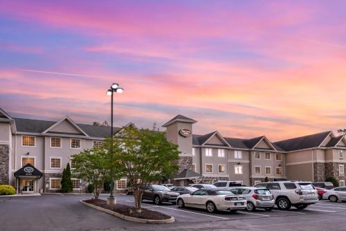 Stay-Over Suites - Fort Gregg-Adams Area in Hopewell, USA