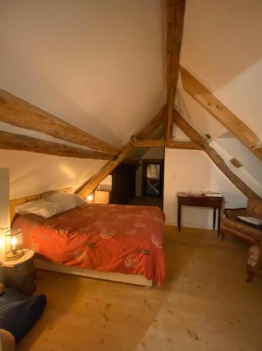 Chambre privée sur un domaine de 10 hectares