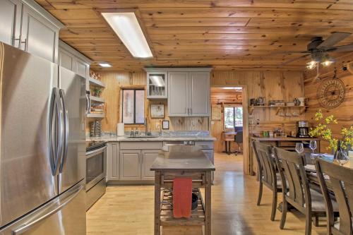 Large Deck, Grill Pet-Friendly Show Low Retreat!, Show Low (zdjęcie 8)