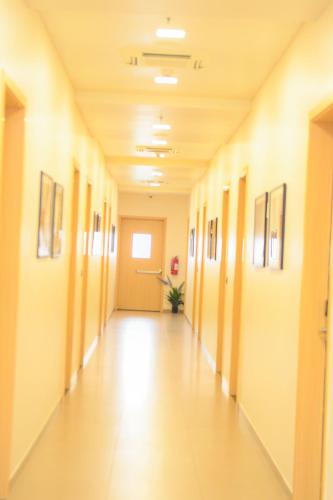 Ngoại cảnh khách sạn, AQUA INN  in Kinshasa