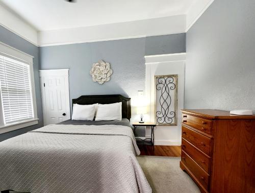 Lovely One Bedroom home/ guest house detail
