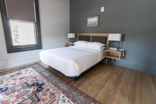 The Dubbel Dutch Room Type - Queen Room