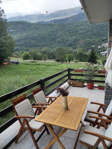 Erkély/terasz, L'Artiga in Sesue