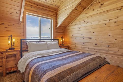 Liberty Lodge by KABINO Hot Tub Air Hockey 3 Living Rooms 7 bedrooms Boat Launch Reservoir ATV Snowmobile Trails WiFi - image 12