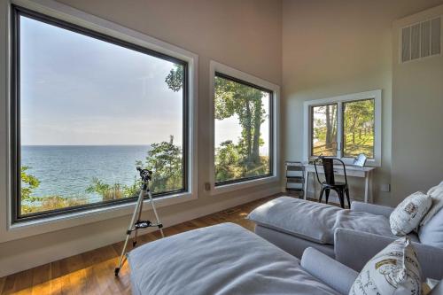 Tranquil Port Republic Home with Water Views! in Prince Frederick, USA